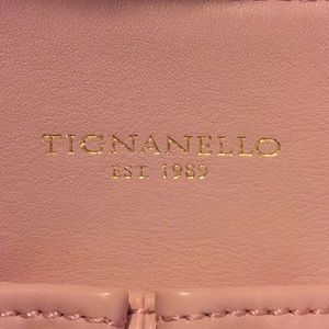 Ladies pink leather purse